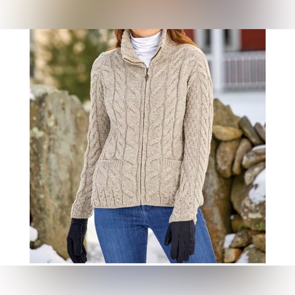 Abercrombie & Fitch Zip Up Cardigan Sweater (Heather Gray) - Size Small‎